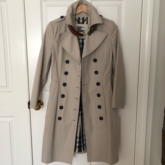 Burberry Trench - Picture 1 of 8